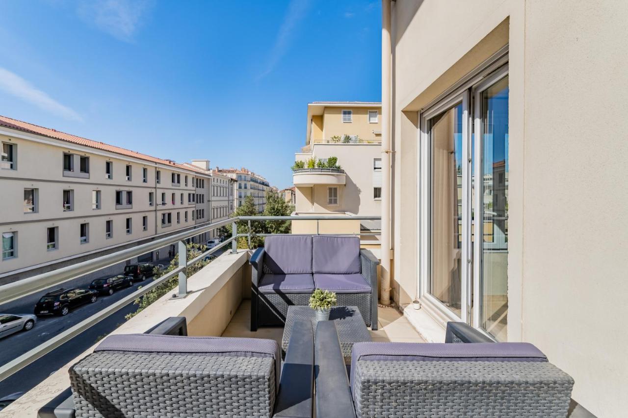 La Joliette; Duplex 2 Chambres, Parking Inclus+ Terrasse+ Ascenseur Marselha Exterior foto